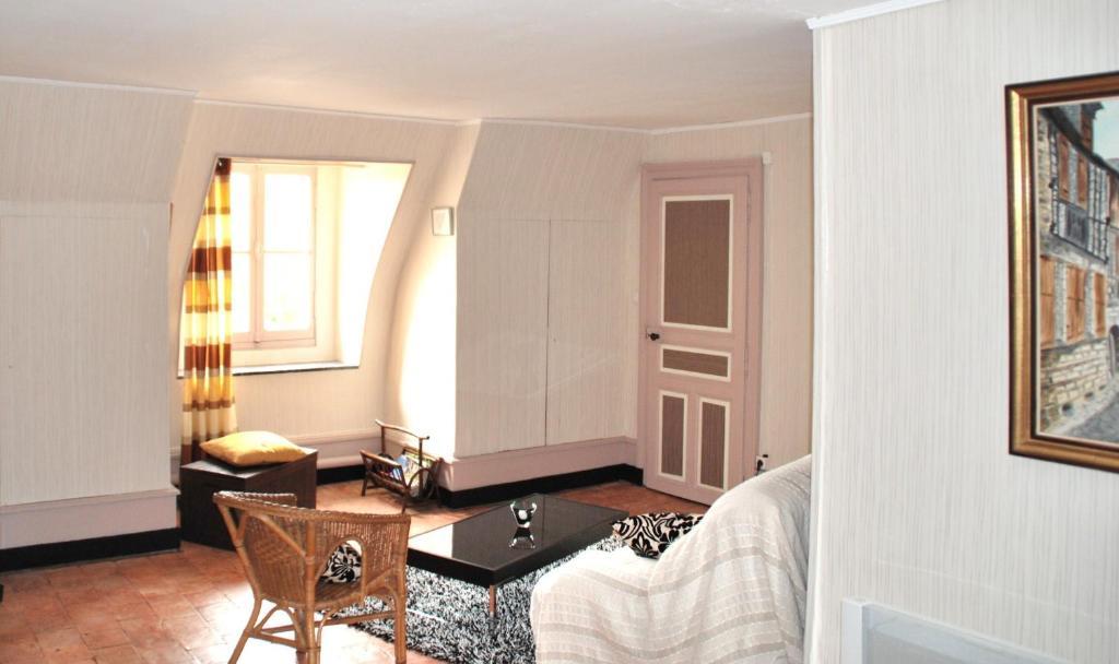 Demeure De Beaulieu Bed & Breakfast Le Coudray-Macouard Oda fotoğraf