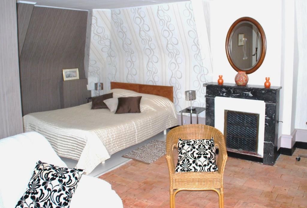 Demeure De Beaulieu Bed & Breakfast Le Coudray-Macouard Oda fotoğraf